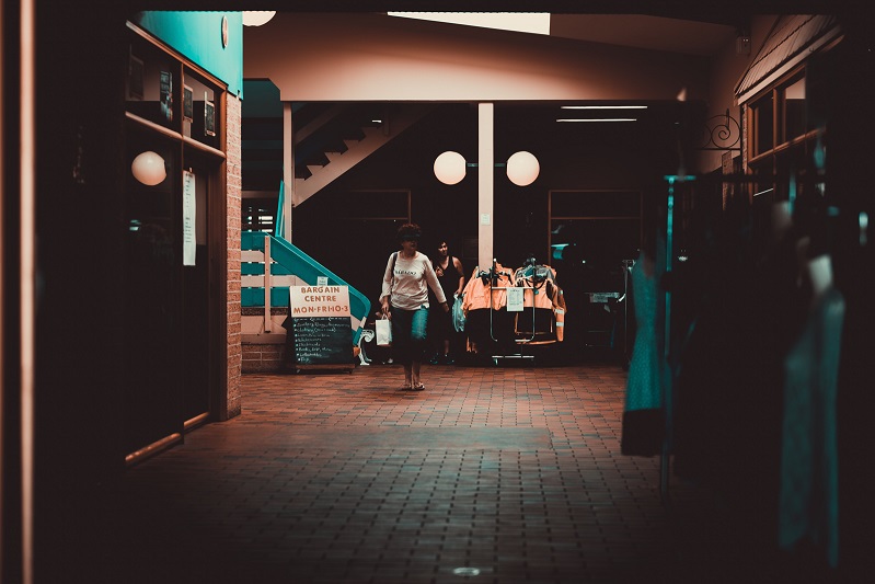 地下室潮濕怎么破？安詩(shī)曼除濕機來(lái)支招