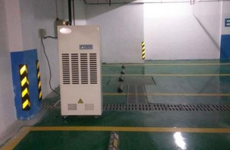 地下車(chē)庫潮濕怎么辦？